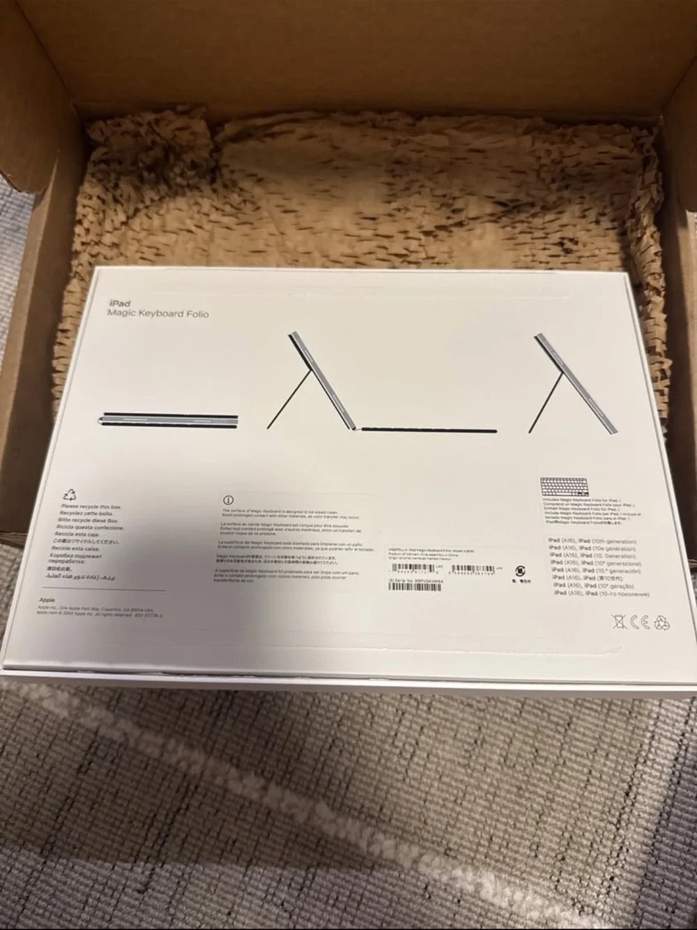 Apple iPad magic keyboard folio